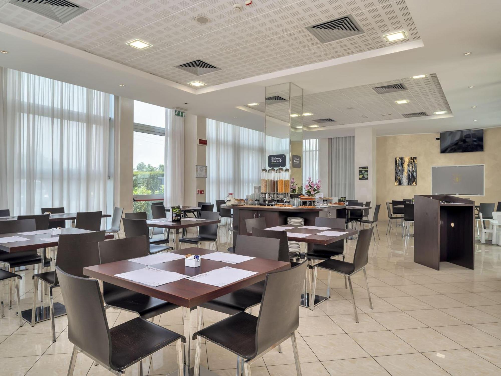 B&B Hotel Park Hotel Cassano Cassano dʼAdda Exteriér fotografie